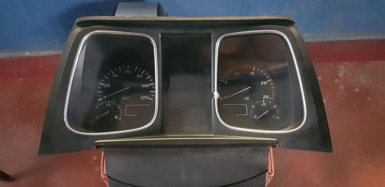 Mercedes-Benz INSTRUMENT PANEL ACTROS EURO 6 Mercedes-Benz ACTROS MP4 - Приборная панель для Грузовиков: фото 4 Mercedes-Benz INSTRUMENT PANEL ACTROS EURO 6 Mercedes-Benz ACTROS MP4 - Приборная панель для Грузовиков: фото 4