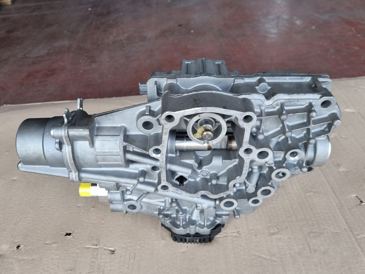 WABCO SHIFTING CYLINDER Mercedes-Benz ACTROS MP4 EURO 6 - Рычаг переключения передач для Грузовиков: фото 2 WABCO SHIFTING CYLINDER Mercedes-Benz ACTROS MP4 EURO 6 - Рычаг переключения передач для Грузовиков: фото 2