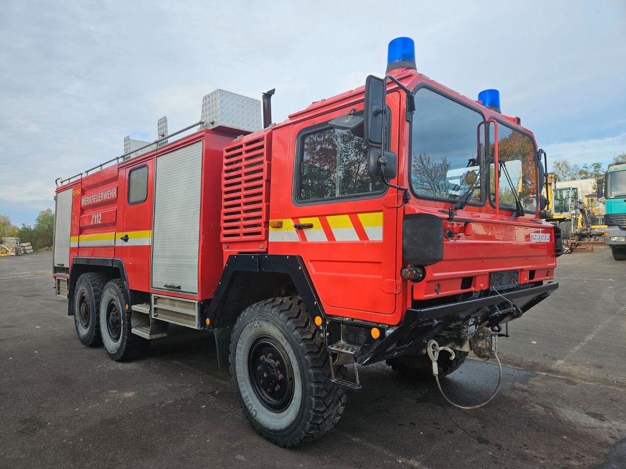 MAN KAT 15.232 6x6 Tanklöschfahrzeug - Грузовик-цистерна: фото 1 MAN KAT 15.232 6x6 Tanklöschfahrzeug - Грузовик-цистерна: фото 1