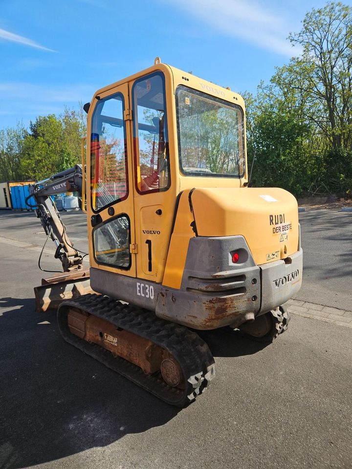 Volvo EC30 - Мини-экскаватор: фото 4 Volvo EC30 - Мини-экскаватор: фото 4