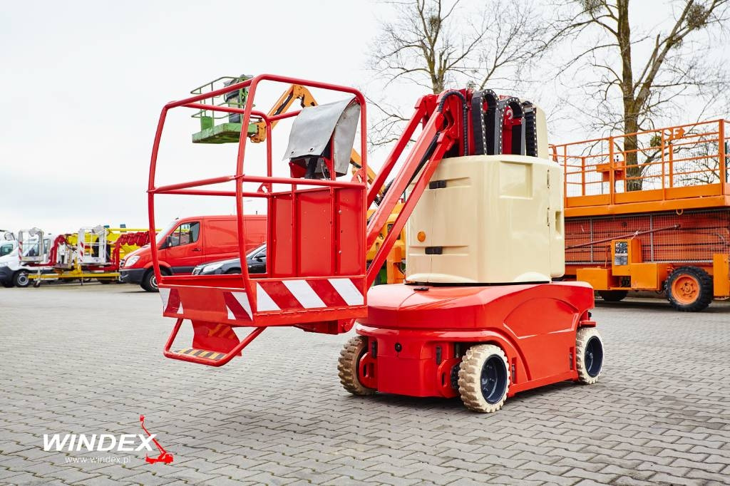JLG Toucan 1010 - Вертикальный мачтовый подъемник: фото 1 JLG Toucan 1010 - Вертикальный мачтовый подъемник: фото 1