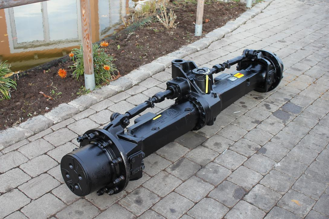 Caterpillar 212 BFT - Ось и запчасти для Строительной техники: фото 2 Caterpillar 212 BFT - Ось и запчасти для Строительной техники: фото 2