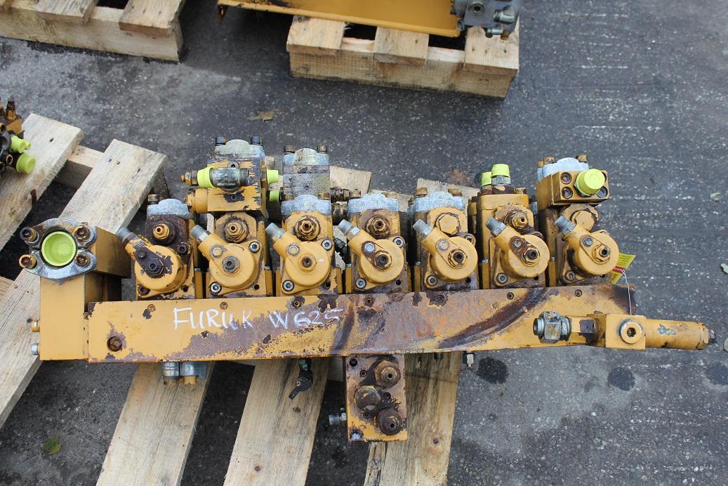 Furukawa W 625 - Гидравлический клапан для Строительной техники: фото 1 Furukawa W 625 - Гидравлический клапан для Строительной техники: фото 1