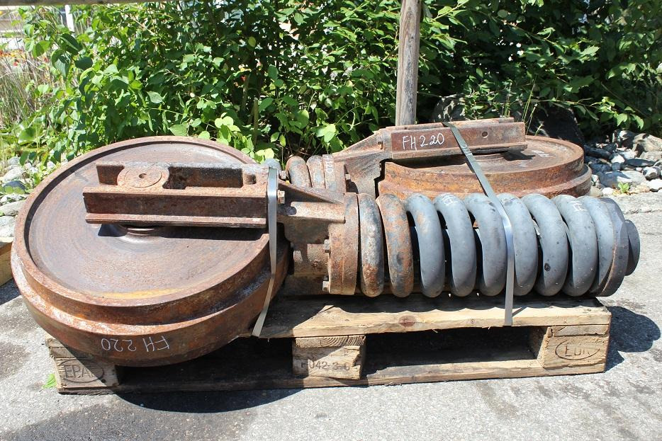 Hitachi FH 220 - Запчасти ходовой части для Строительной техники: фото 5 Hitachi FH 220 - Запчасти ходовой части для Строительной техники: фото 5