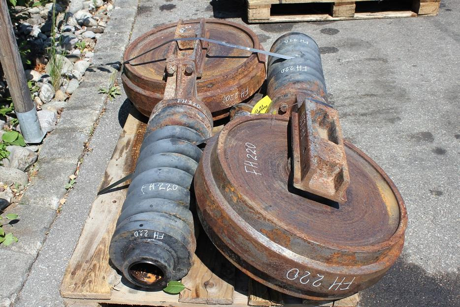 Hitachi FH 220 - Запчасти ходовой части для Строительной техники: фото 4 Hitachi FH 220 - Запчасти ходовой части для Строительной техники: фото 4