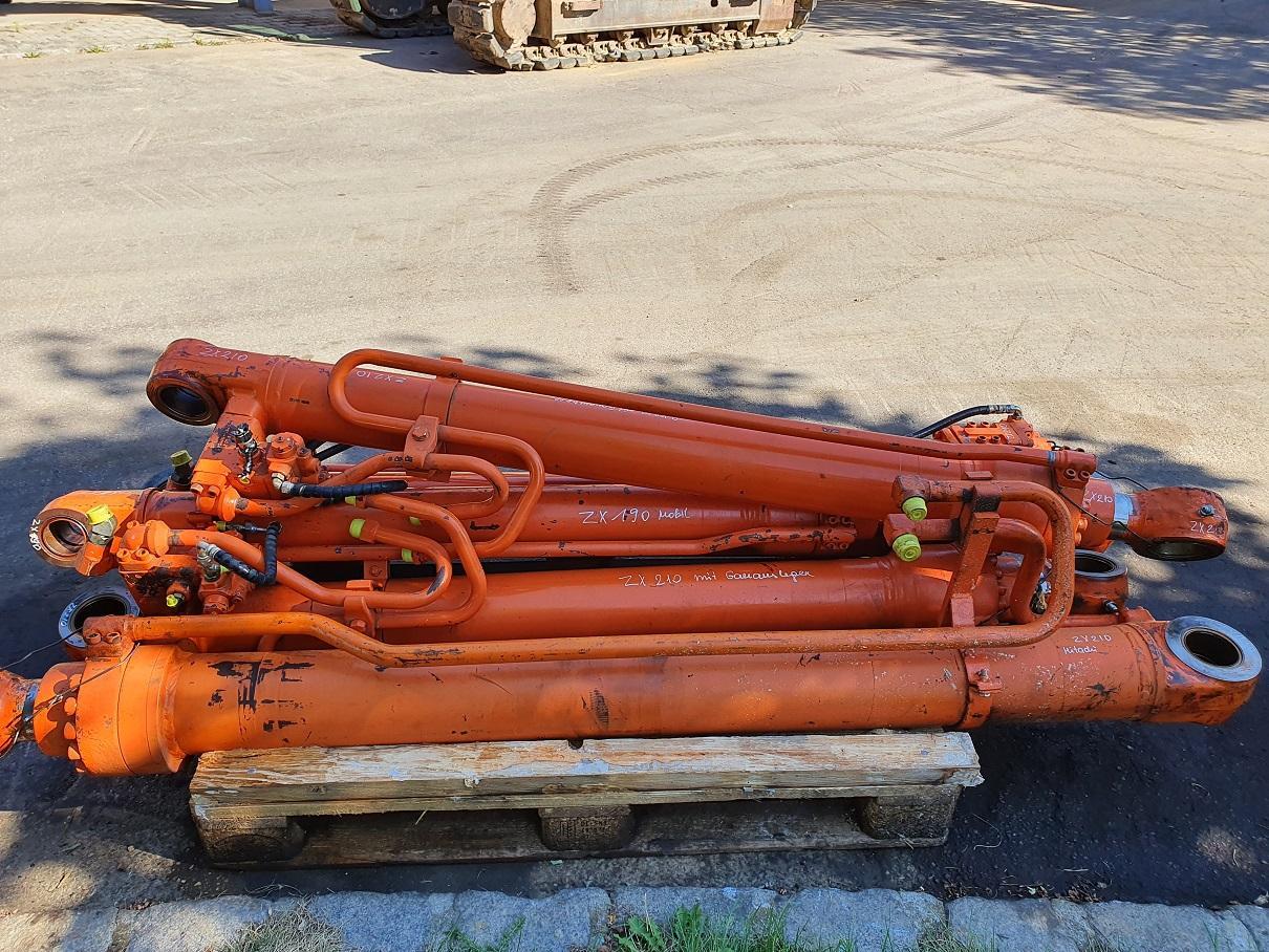 Hitachi ZX 210 LC N 3 - Гидравлический цилиндр для Строительной техники: фото 2 Hitachi ZX 210 LC N 3 - Гидравлический цилиндр для Строительной техники: фото 2