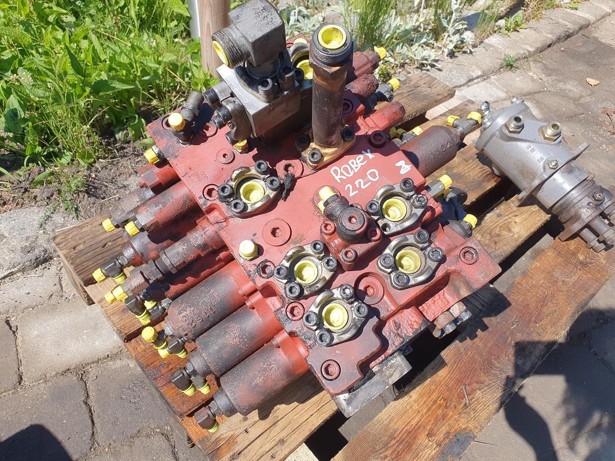 Hyundai Robex 220 LC 9A - Гидравлический клапан для Строительной техники: фото 1 Hyundai Robex 220 LC 9A - Гидравлический клапан для Строительной техники: фото 1