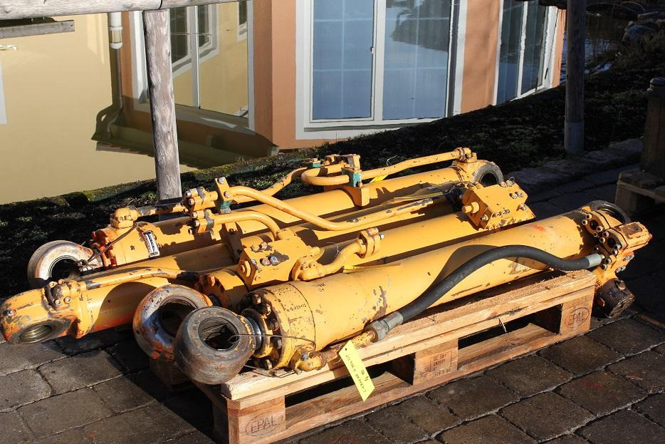 Liebherr A 902 LIT - Гидравлический цилиндр для Строительной техники: фото 3 Liebherr A 902 LIT - Гидравлический цилиндр для Строительной техники: фото 3