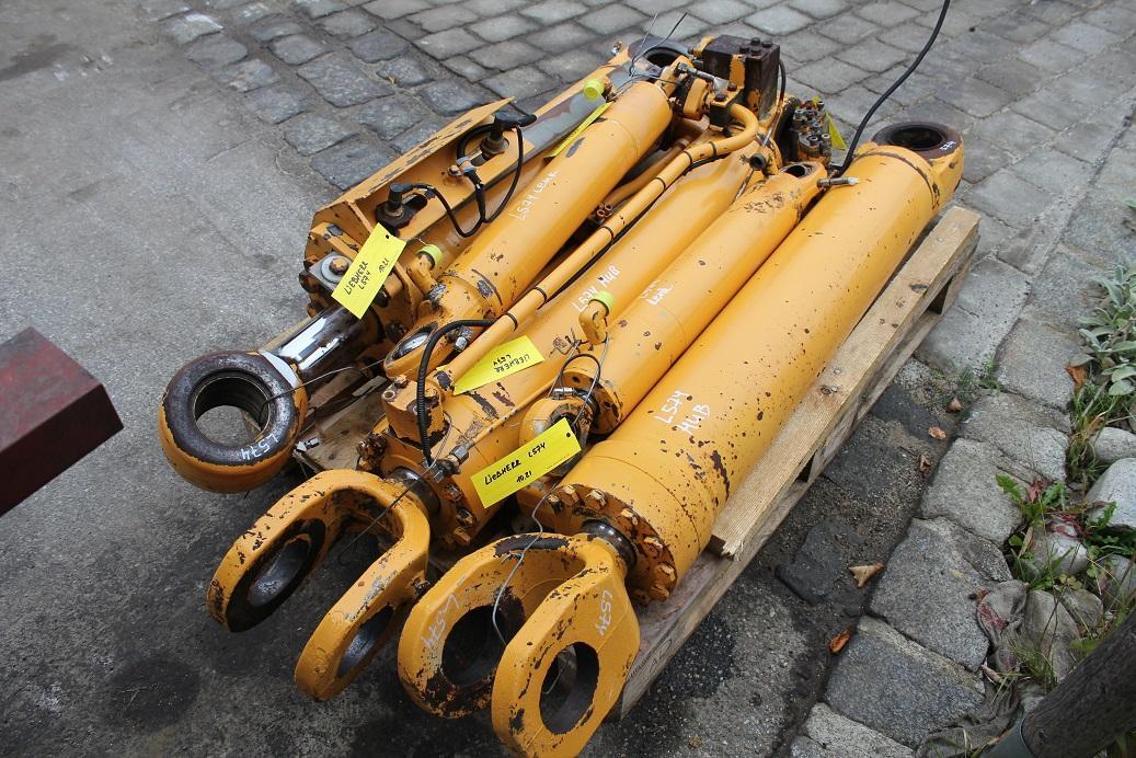 Liebherr L 574 - Гидравлический цилиндр для Строительной техники: фото 4 Liebherr L 574 - Гидравлический цилиндр для Строительной техники: фото 4