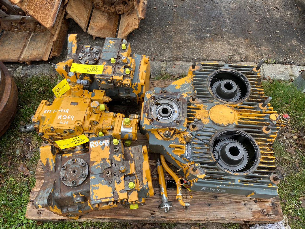 Liebherr LPV 165, MKA 350, Linde BPV 70 aus R964 - Гидравлический насос для Строительной техники: фото 1 Liebherr LPV 165, MKA 350, Linde BPV 70 aus R964 - Гидравлический насос для Строительной техники: фото 1