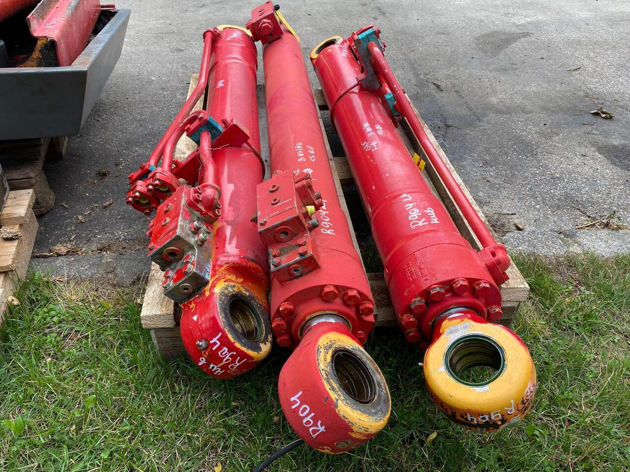 Гидравлический цилиндр для Строительной техники Liebherr R 904 LIT: фото 6