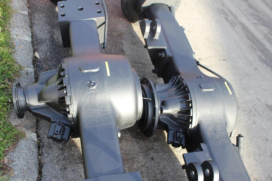 Valmet 901 - Ось и запчасти для Строительной техники: фото 2 Valmet 901 - Ось и запчасти для Строительной техники: фото 2