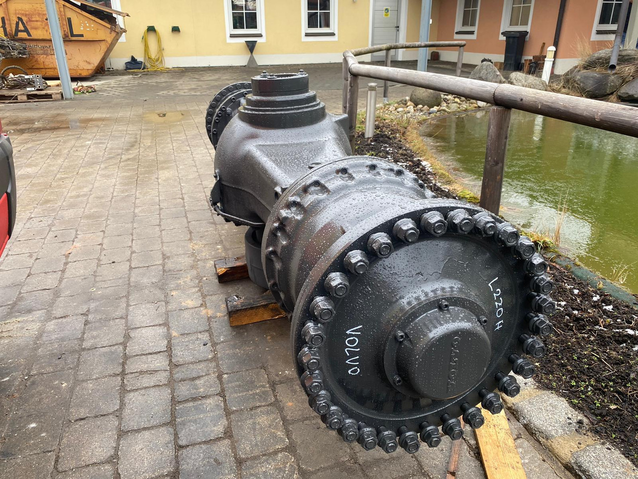 Volvo L 220 H - Ось и запчасти для Строительной техники: фото 2 Volvo L 220 H - Ось и запчасти для Строительной техники: фото 2