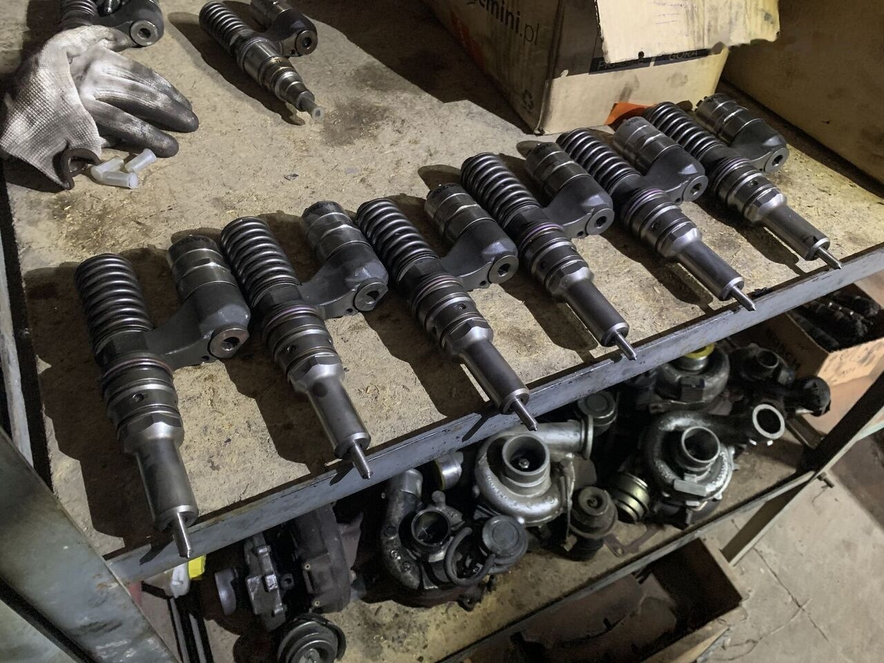 Bosch 3964829 VOLVO FM12, FH12, 3964829 - Топливный насос для Грузовиков: фото 1 Bosch 3964829 VOLVO FM12, FH12, 3964829 - Топливный насос для Грузовиков: фото 1