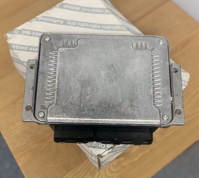 Bosch Sterownik Silnika Engine Control Ducato 2.8 HDI 281011755 for FIAT Ducato Boxer Jumper 2.8HDI 2000 - 2006 Oryginał NOWY commercial vehicle - Блок управления для Лёгких коммерческих автомобилей: фото 2 Bosch Sterownik Silnika Engine Control Ducato 2.8 HDI 281011755 for FIAT Ducato Boxer Jumper 2.8HDI 2000 - 2006 Oryginał NOWY commercial vehicle - Блок управления для Лёгких коммерческих автомобилей: фото 2