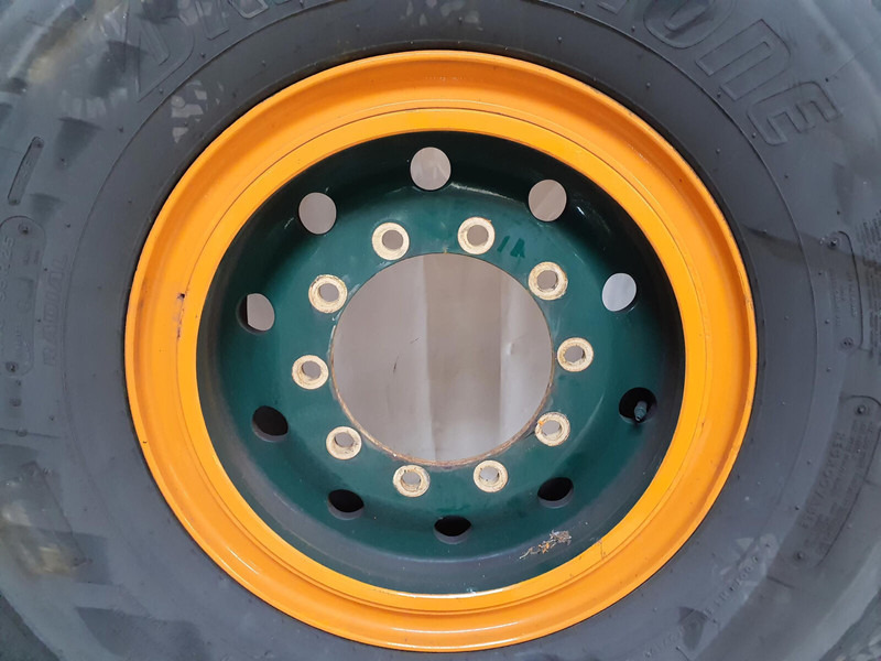 BKT Wheel 445/95R25 10 7.5 3p - Шины и диски для Кранов: фото 2 BKT Wheel 445/95R25 10 7.5 3p - Шины и диски для Кранов: фото 2