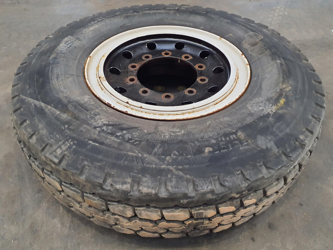 Bridgestone Wheel 385/95R25 10 4.7 3p - Колесо для Кранов: фото 2 Bridgestone Wheel 385/95R25 10 4.7 3p - Колесо для Кранов: фото 2