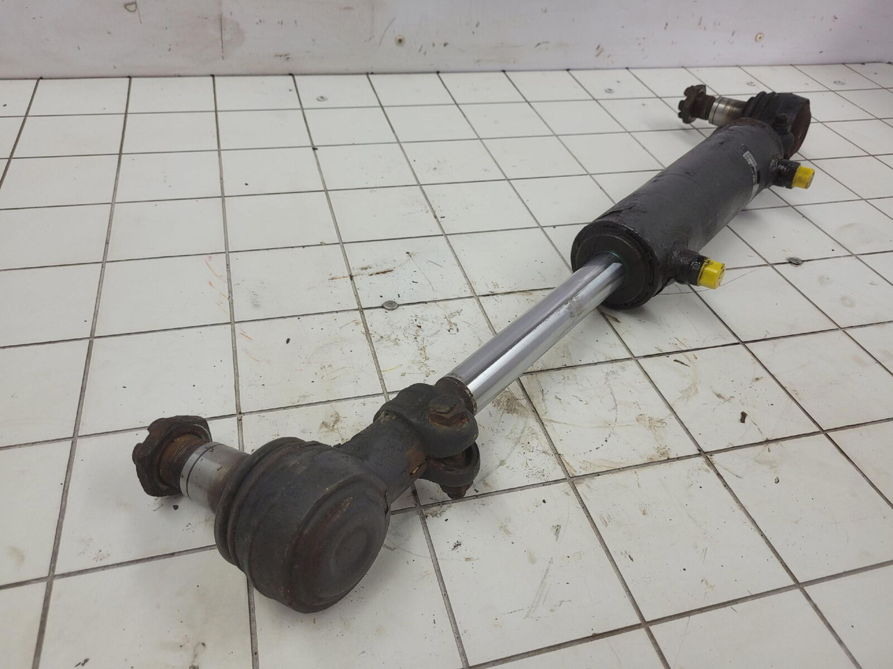 FAUN ATF 50G-3 steering cylinder - Гидравлический цилиндр для Мобильных кранов: фото 4 FAUN ATF 50G-3 steering cylinder - Гидравлический цилиндр для Мобильных кранов: фото 4