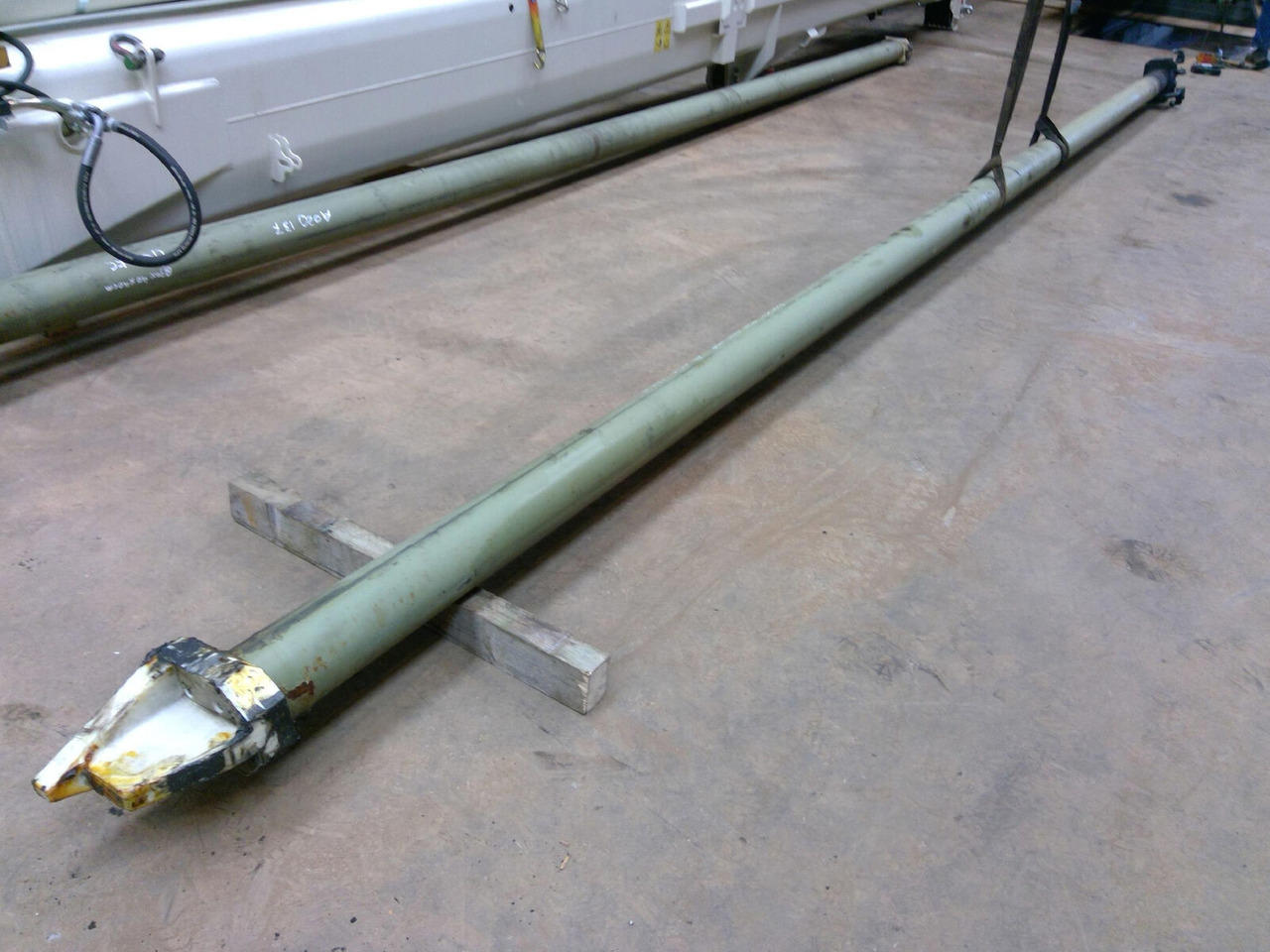 FAUN ATF 60-4 telescopic cylinder single - Гидравлический цилиндр для Мобильных кранов: фото 3 FAUN ATF 60-4 telescopic cylinder single - Гидравлический цилиндр для Мобильных кранов: фото 3