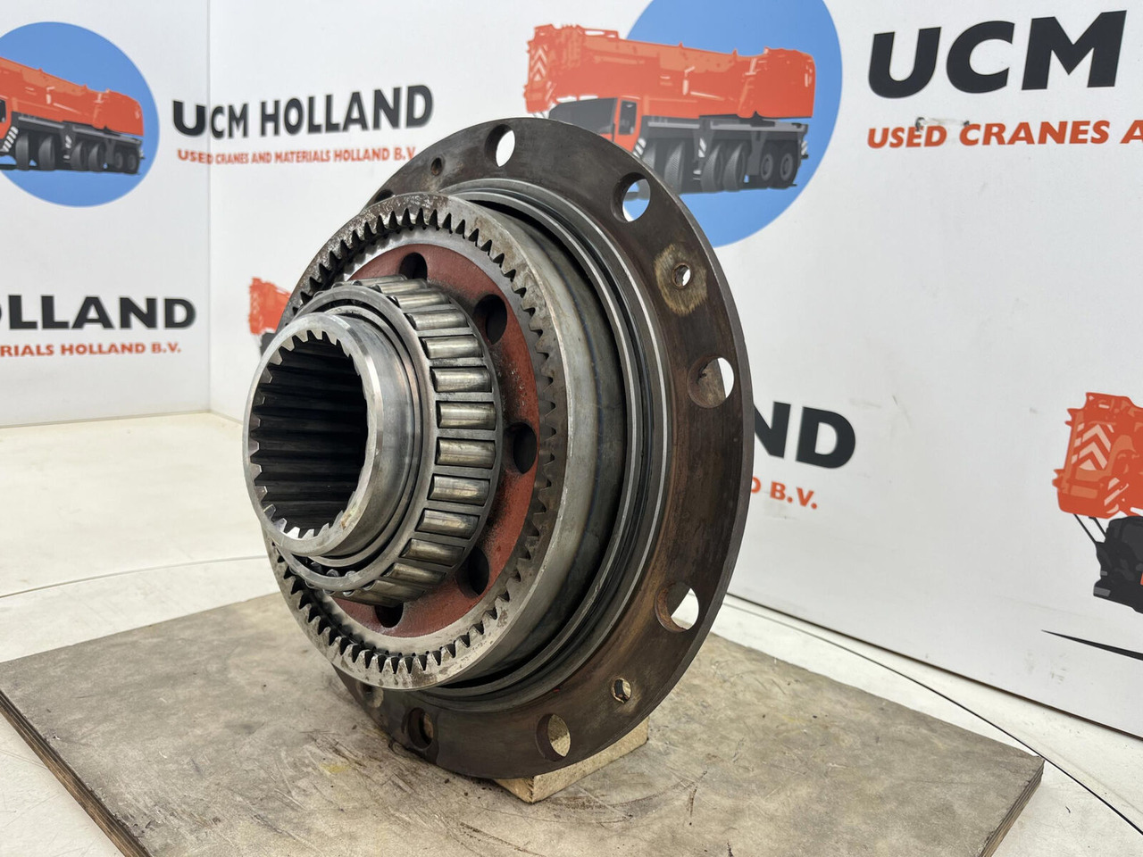 FAUN HK 40 planetary gear 27-18-65-24-4pl-H64-24 - Бортовой редуктор для Мобильных кранов: фото 3 FAUN HK 40 planetary gear 27-18-65-24-4pl-H64-24 - Бортовой редуктор для Мобильных кранов: фото 3