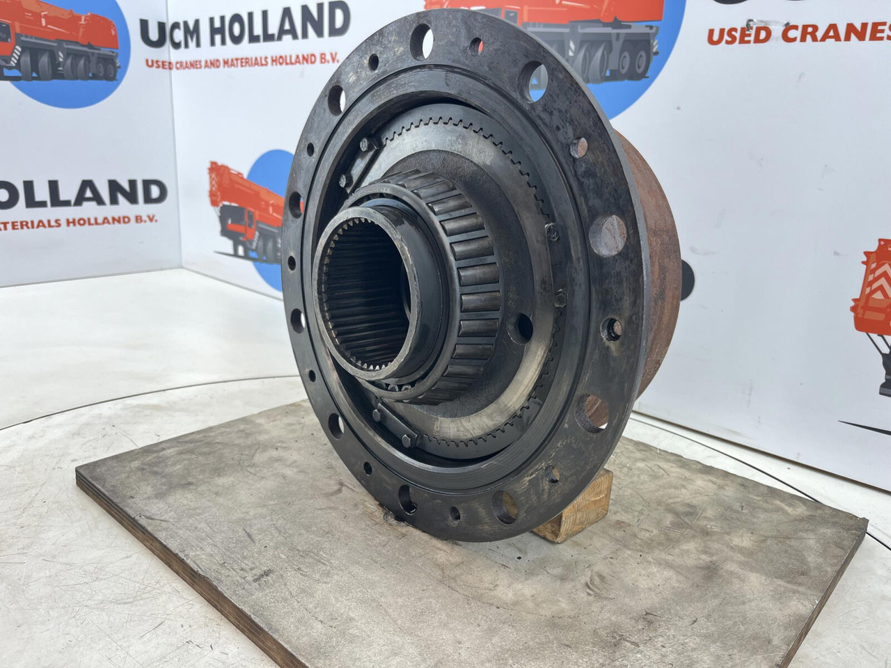 FAUN RTF 30-2 planetary gear 22-25-74-38-4pl-H137-46 - Бортовой редуктор для Мобильных кранов: фото 3 FAUN RTF 30-2 planetary gear 22-25-74-38-4pl-H137-46 - Бортовой редуктор для Мобильных кранов: фото 3