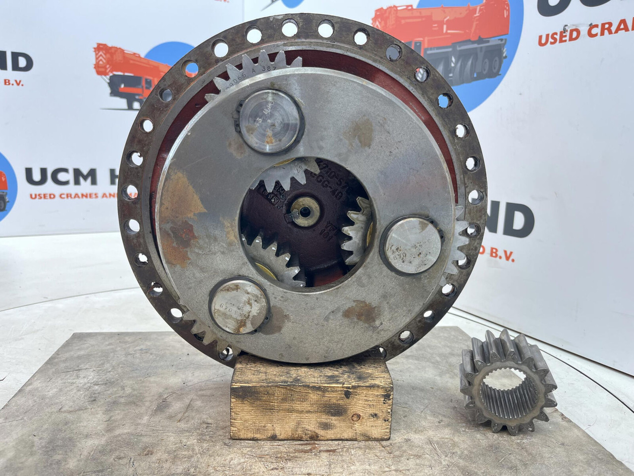 FAUN RTF 30 Planetary gear 15-23-63-36-3pl-H25-24 - Бортовой редуктор для Мобильных кранов: фото 4 FAUN RTF 30 Planetary gear 15-23-63-36-3pl-H25-24 - Бортовой редуктор для Мобильных кранов: фото 4