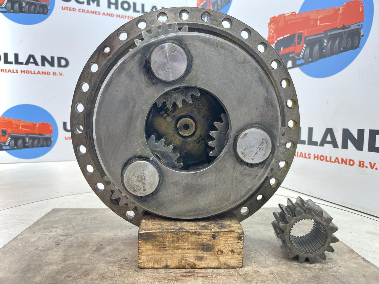 FAUN RTF 30 Planetary gear 15-23-63-36-3pl-H25-24 - Бортовой редуктор для Мобильных кранов: фото 4 FAUN RTF 30 Planetary gear 15-23-63-36-3pl-H25-24 - Бортовой редуктор для Мобильных кранов: фото 4