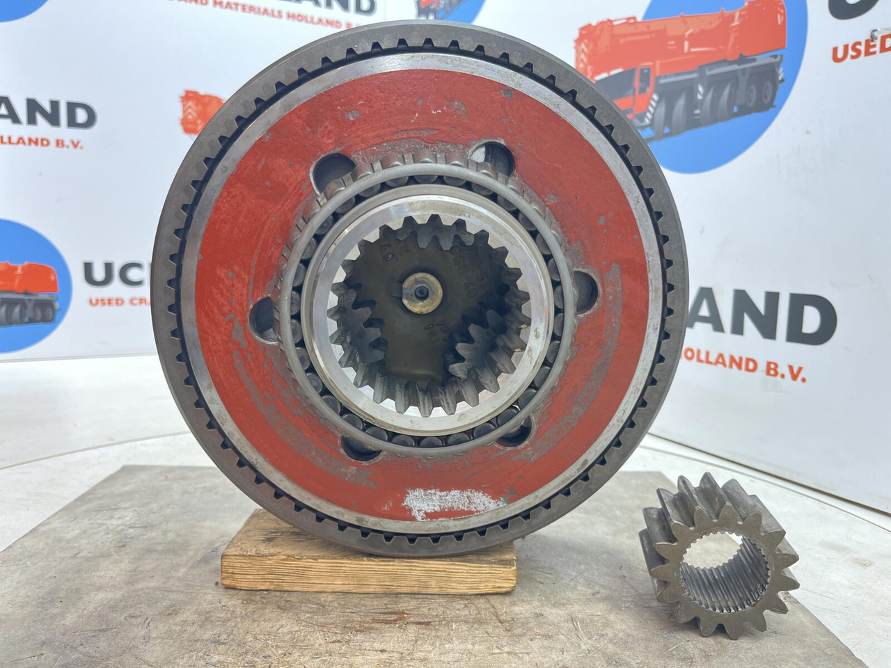 FAUN RTF 30 Planetary gear 15-23-63-36-3pl-H25-24 - Бортовой редуктор для Кранов: фото 5 FAUN RTF 30 Planetary gear 15-23-63-36-3pl-H25-24 - Бортовой редуктор для Кранов: фото 5