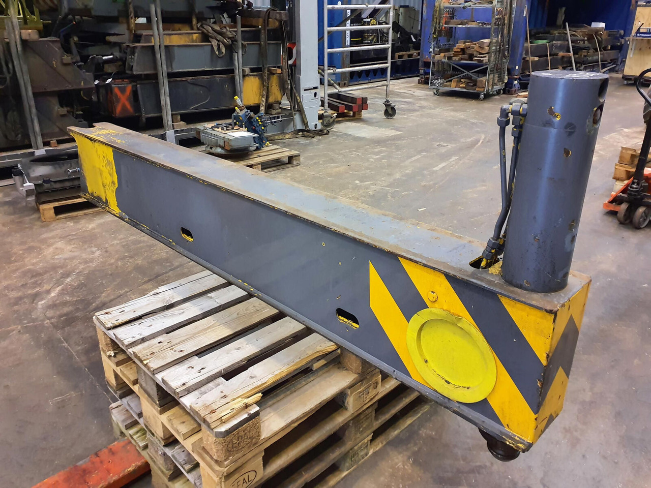 FAUN RTF 50-3 outrigger beam front complete - Подвеска для Мобильных кранов: фото 1 FAUN RTF 50-3 outrigger beam front complete - Подвеска для Мобильных кранов: фото 1