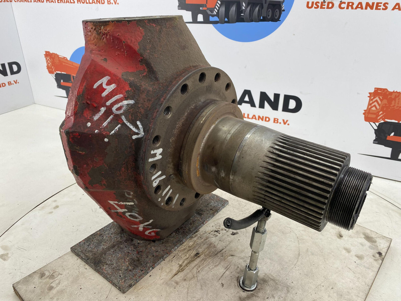 Gottwald AMK 70 Steering knuckle 16 holes axle 2 - Поворотный кулак для Мобильных кранов: фото 3 Gottwald AMK 70 Steering knuckle 16 holes axle 2 - Поворотный кулак для Мобильных кранов: фото 3