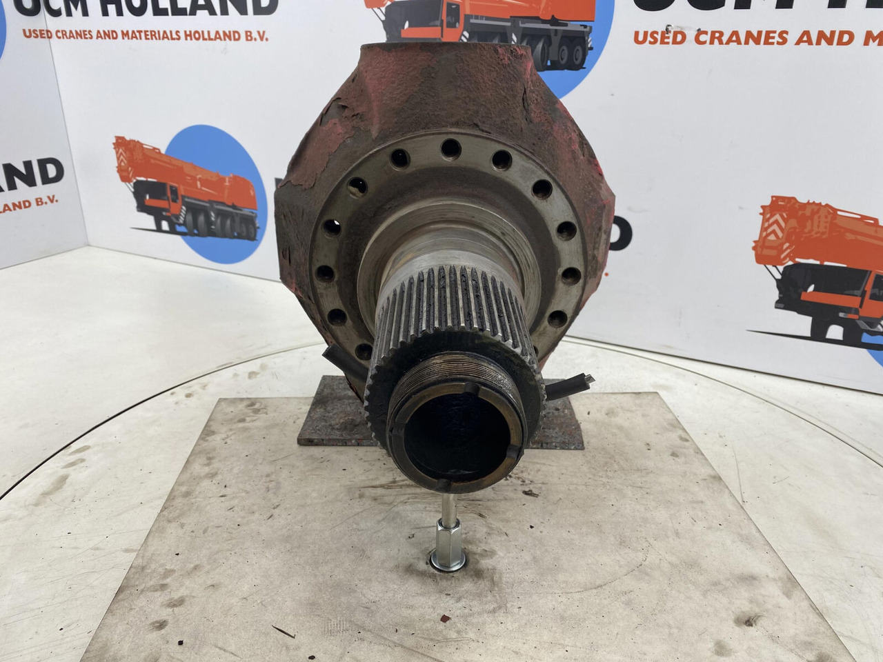 Gottwald AMK Steering knuckle 16 holes - Поворотный кулак для Мобильных кранов: фото 2 Gottwald AMK Steering knuckle 16 holes - Поворотный кулак для Мобильных кранов: фото 2