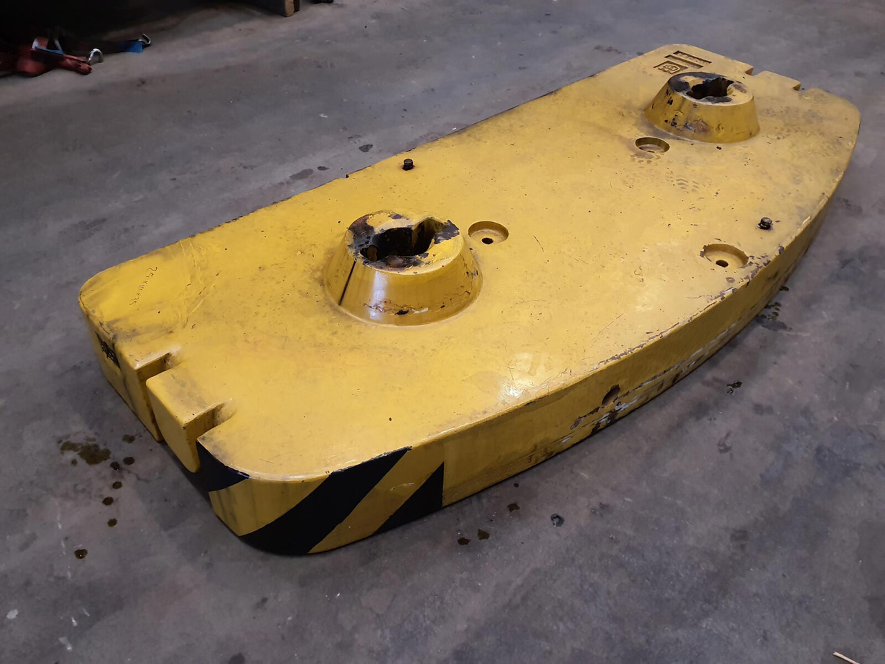 Grove GMK 3050 counterweight 3,5 ton - Противовес для Мобильных кранов: фото 2 Grove GMK 3050 counterweight 3,5 ton - Противовес для Мобильных кранов: фото 2