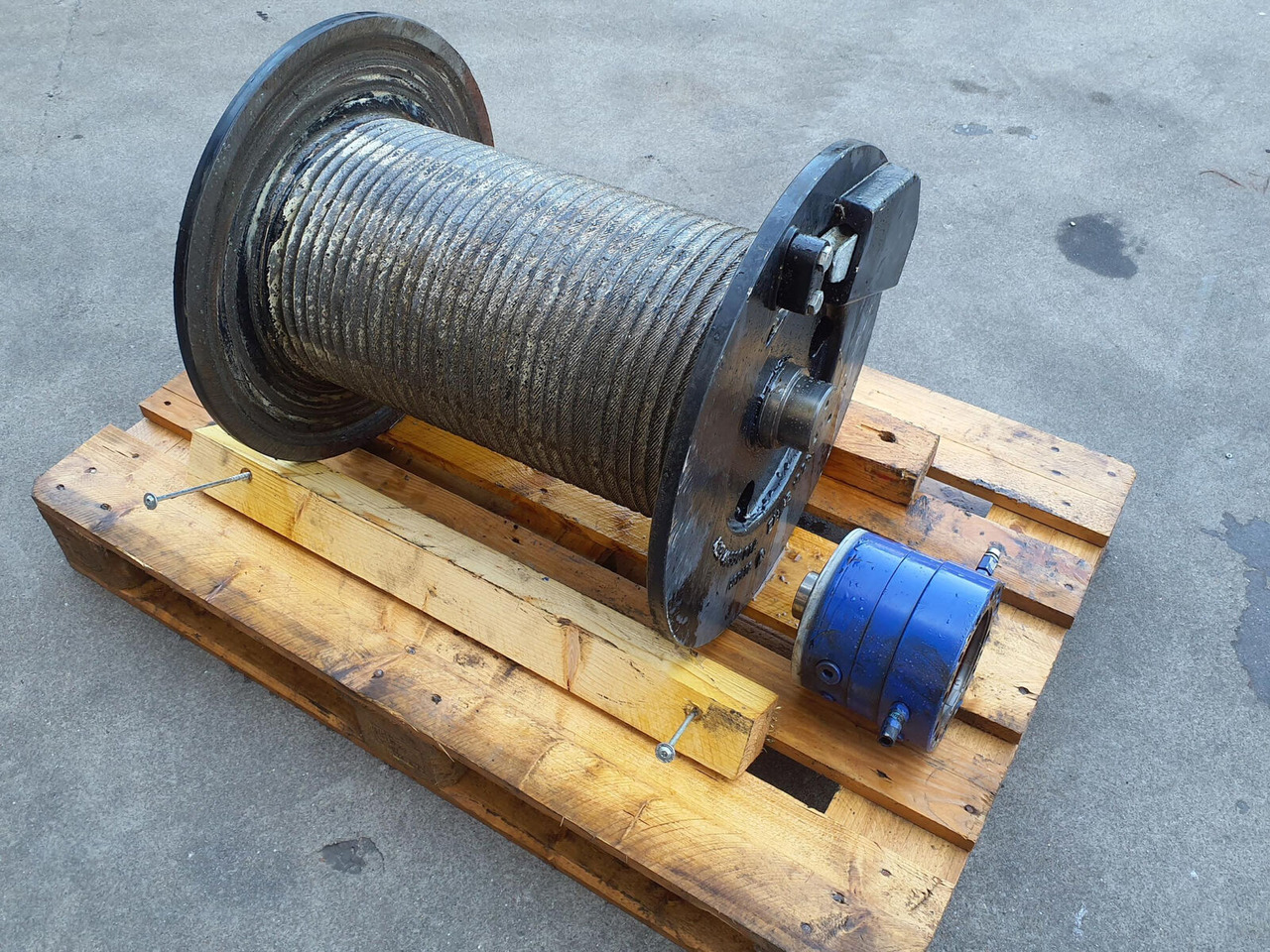 Grove GMK 4090 Main hoist - Лебёдка для Кранов: фото 3 Grove GMK 4090 Main hoist - Лебёдка для Кранов: фото 3