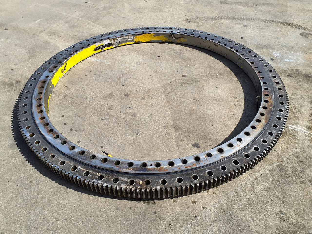 Grove GMK 5100 slewing ring - Поворотное кольцо для Мобильных кранов: фото 1 Grove GMK 5100 slewing ring - Поворотное кольцо для Мобильных кранов: фото 1