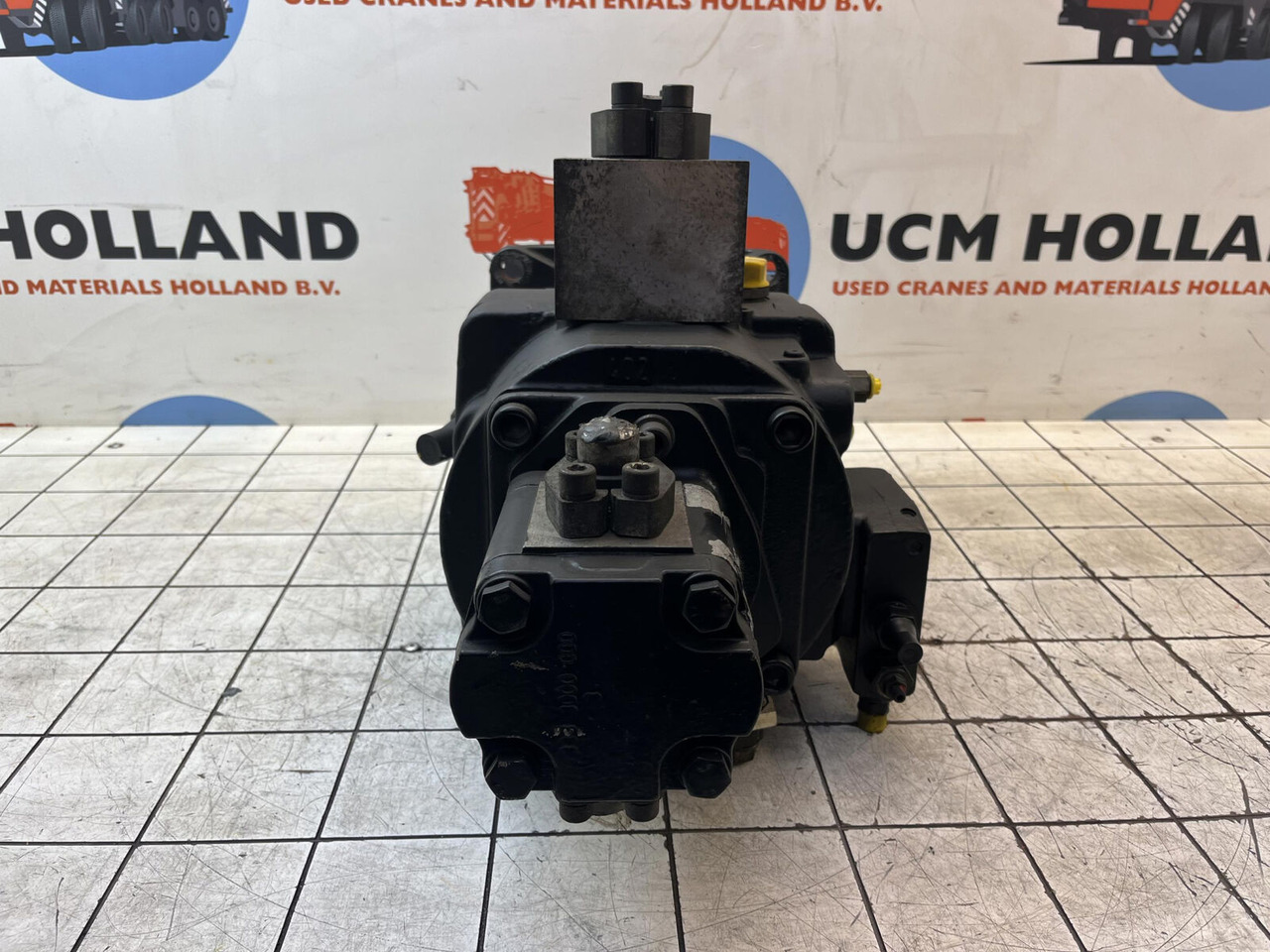 Grove GMK 5100 variable pump - Гидравлический насос для Мобильных кранов: фото 4 Grove GMK 5100 variable pump - Гидравлический насос для Мобильных кранов: фото 4