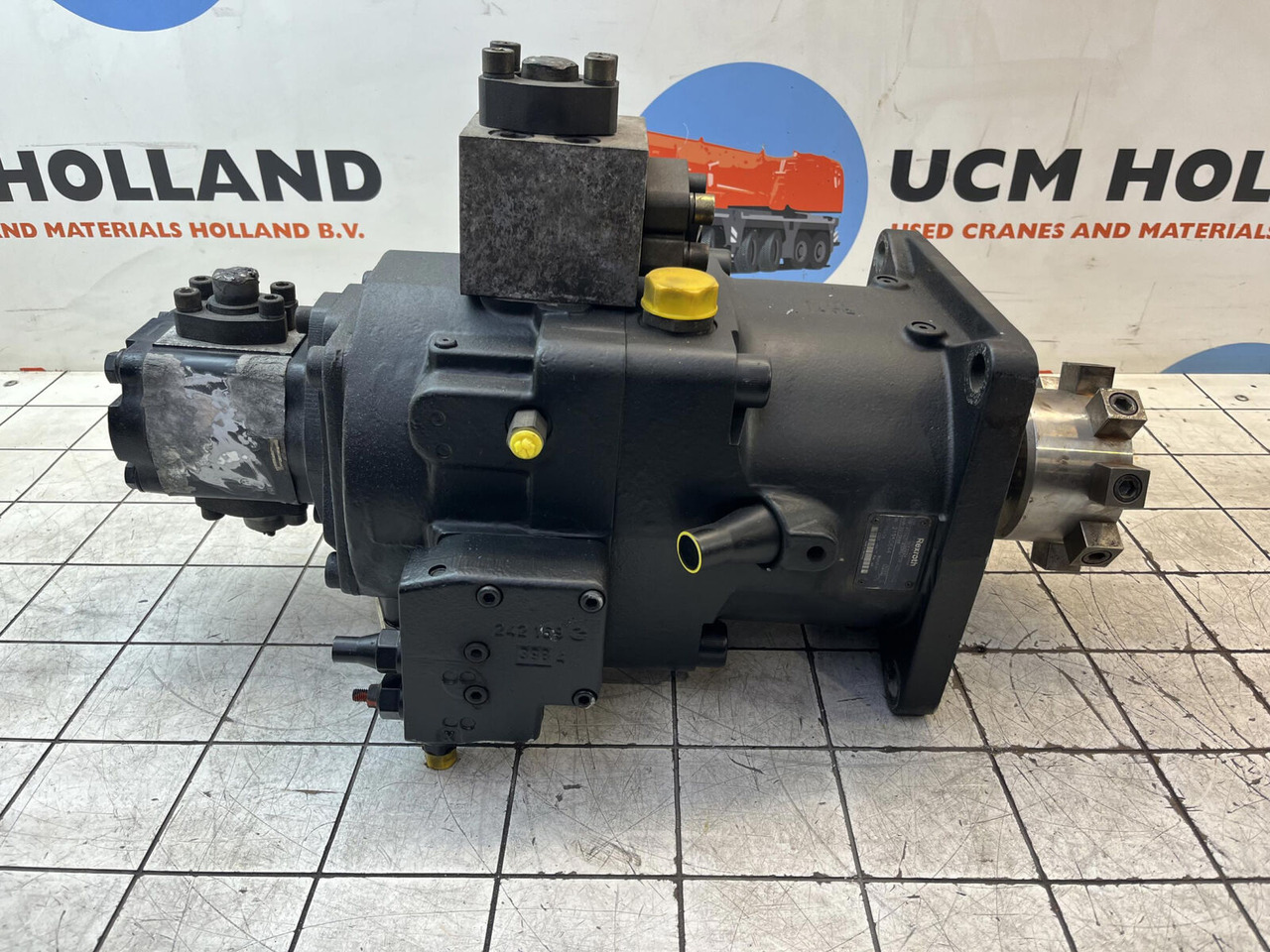 Grove GMK 5100 variable pump - Гидравлический насос для Мобильных кранов: фото 1 Grove GMK 5100 variable pump - Гидравлический насос для Мобильных кранов: фото 1