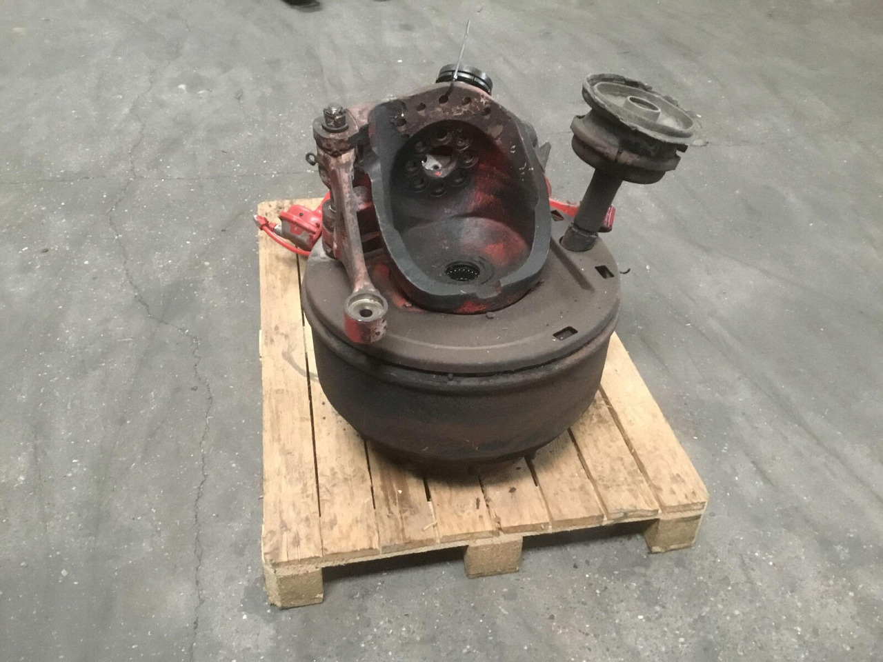 Grove GMK 5130-1 Megatrak axle house - Поворотный кулак для Мобильных кранов: фото 2 Grove GMK 5130-1 Megatrak axle house - Поворотный кулак для Мобильных кранов: фото 2