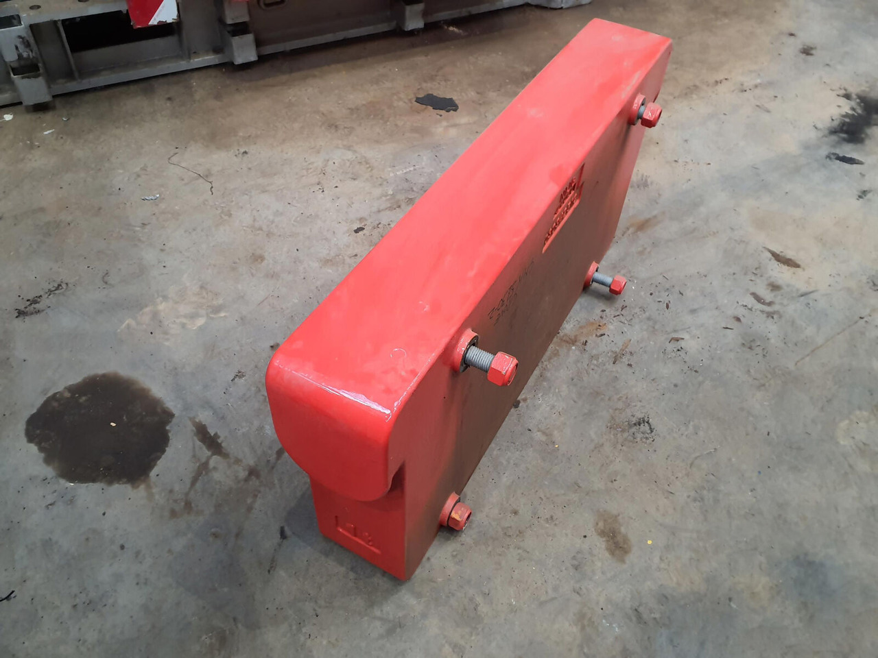 Grove GMK 5130-2 compensating weight 1 ton - Противовес для Мобильных кранов: фото 3 Grove GMK 5130-2 compensating weight 1 ton - Противовес для Мобильных кранов: фото 3