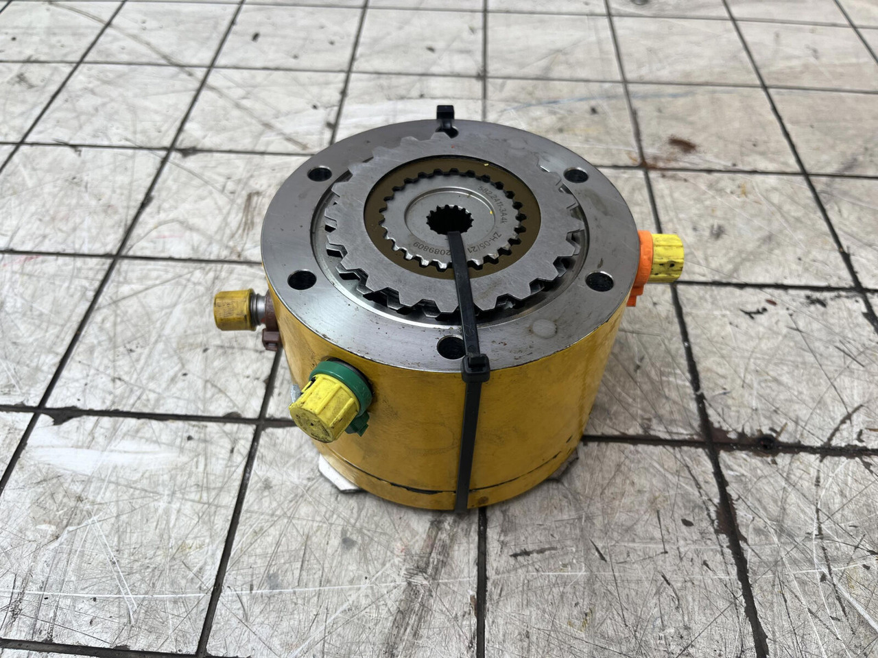 Grove GMK 6300L multiple-disk brake - Поворотный редуктор для Мобильных кранов: фото 2 Grove GMK 6300L multiple-disk brake - Поворотный редуктор для Мобильных кранов: фото 2