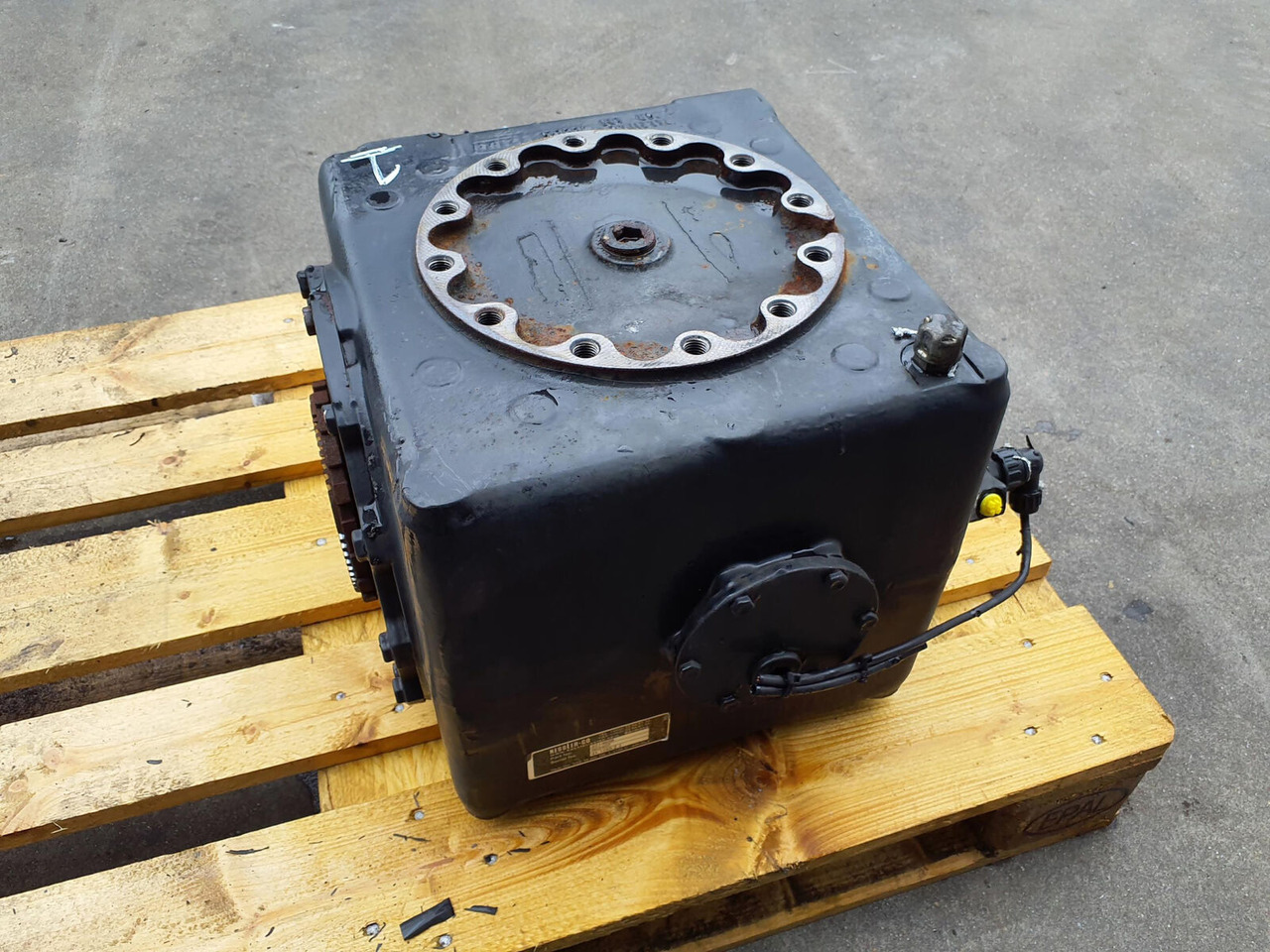 Дифференциал для Мобильных кранов Grove GMK 6400 diff box axle 1: фото 7