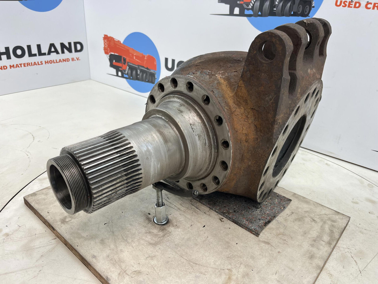 Grove GMK Megatrak steering knuckle 16 holes - Поворотный кулак для Мобильных кранов: фото 1 Grove GMK Megatrak steering knuckle 16 holes - Поворотный кулак для Мобильных кранов: фото 1