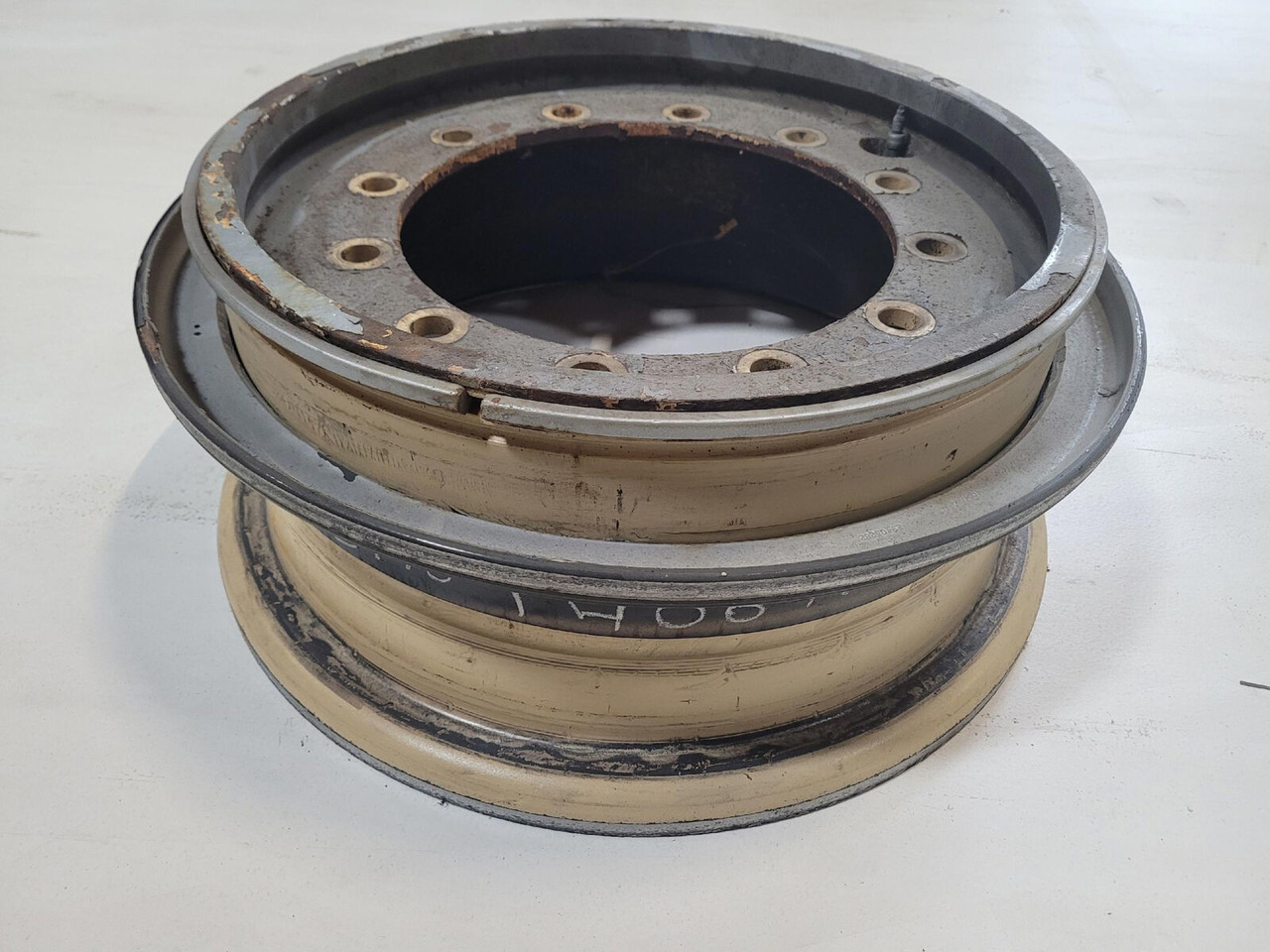 Grove Rim 385/95R25 12 5.5 3p - Колесный диск для Кранов: фото 1 Grove Rim 385/95R25 12 5.5 3p - Колесный диск для Кранов: фото 1