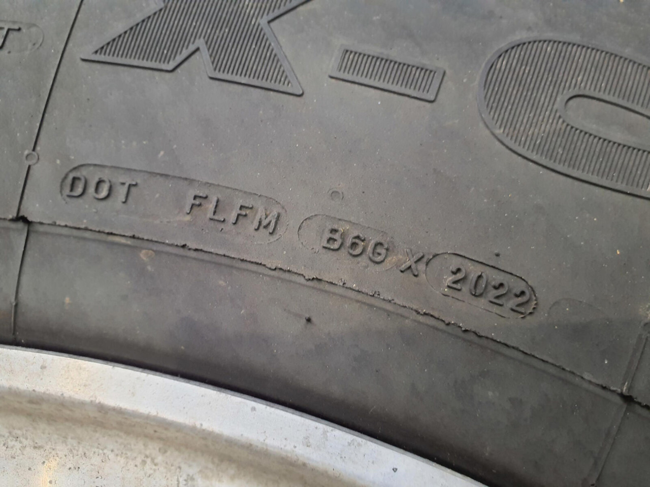 Grove Wheel 445/95R25 12 9 2p alu - Колесо для Кранов: фото 4 Grove Wheel 445/95R25 12 9 2p alu - Колесо для Кранов: фото 4