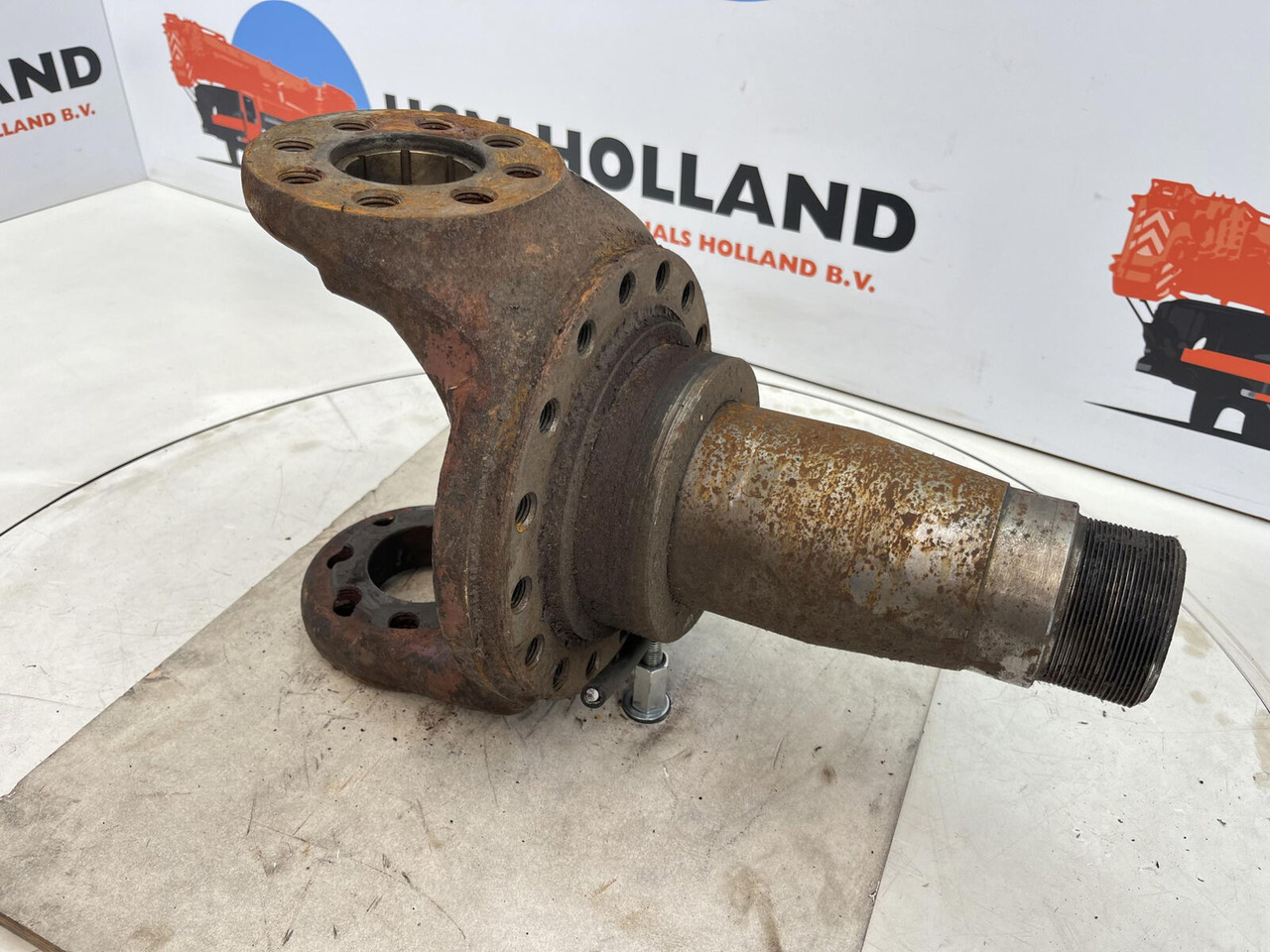 Liebherr LT 1090 Steering knuckle 16 holes - Поворотный кулак для Мобильных кранов: фото 3 Liebherr LT 1090 Steering knuckle 16 holes - Поворотный кулак для Мобильных кранов: фото 3