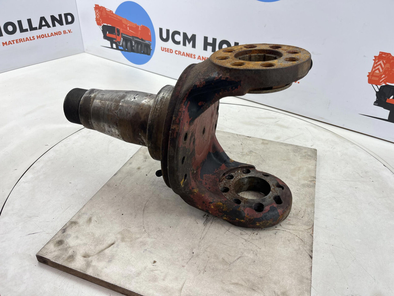 Liebherr LT 1090 Steering knuckle 16 holes - Поворотный кулак для Мобильных кранов: фото 4 Liebherr LT 1090 Steering knuckle 16 holes - Поворотный кулак для Мобильных кранов: фото 4