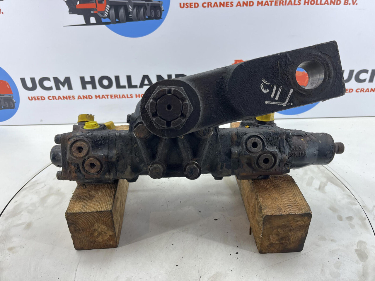 Liebherr LT 1160 steering box - Рулевой механизм для Мобильных кранов: фото 1 Liebherr LT 1160 steering box - Рулевой механизм для Мобильных кранов: фото 1