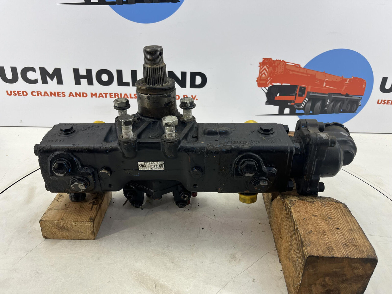Liebherr LTM 1070 steering box - Рулевой механизм для Мобильных кранов: фото 3 Liebherr LTM 1070 steering box - Рулевой механизм для Мобильных кранов: фото 3