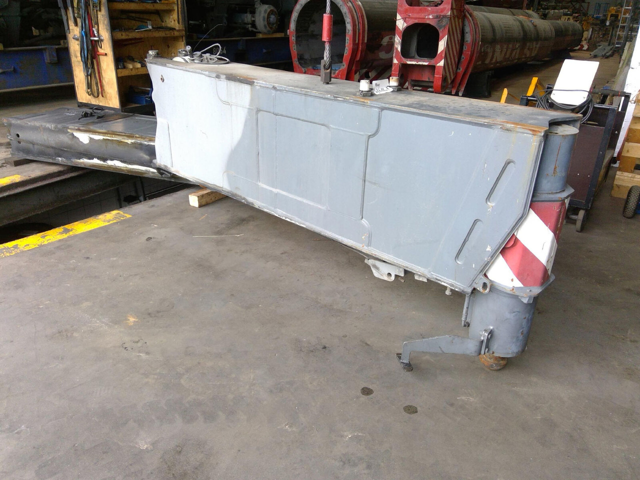 Liebherr LTM 1250-6.1 outrigger beam complete rear - Подвеска для Кранов: фото 1 Liebherr LTM 1250-6.1 outrigger beam complete rear - Подвеска для Кранов: фото 1