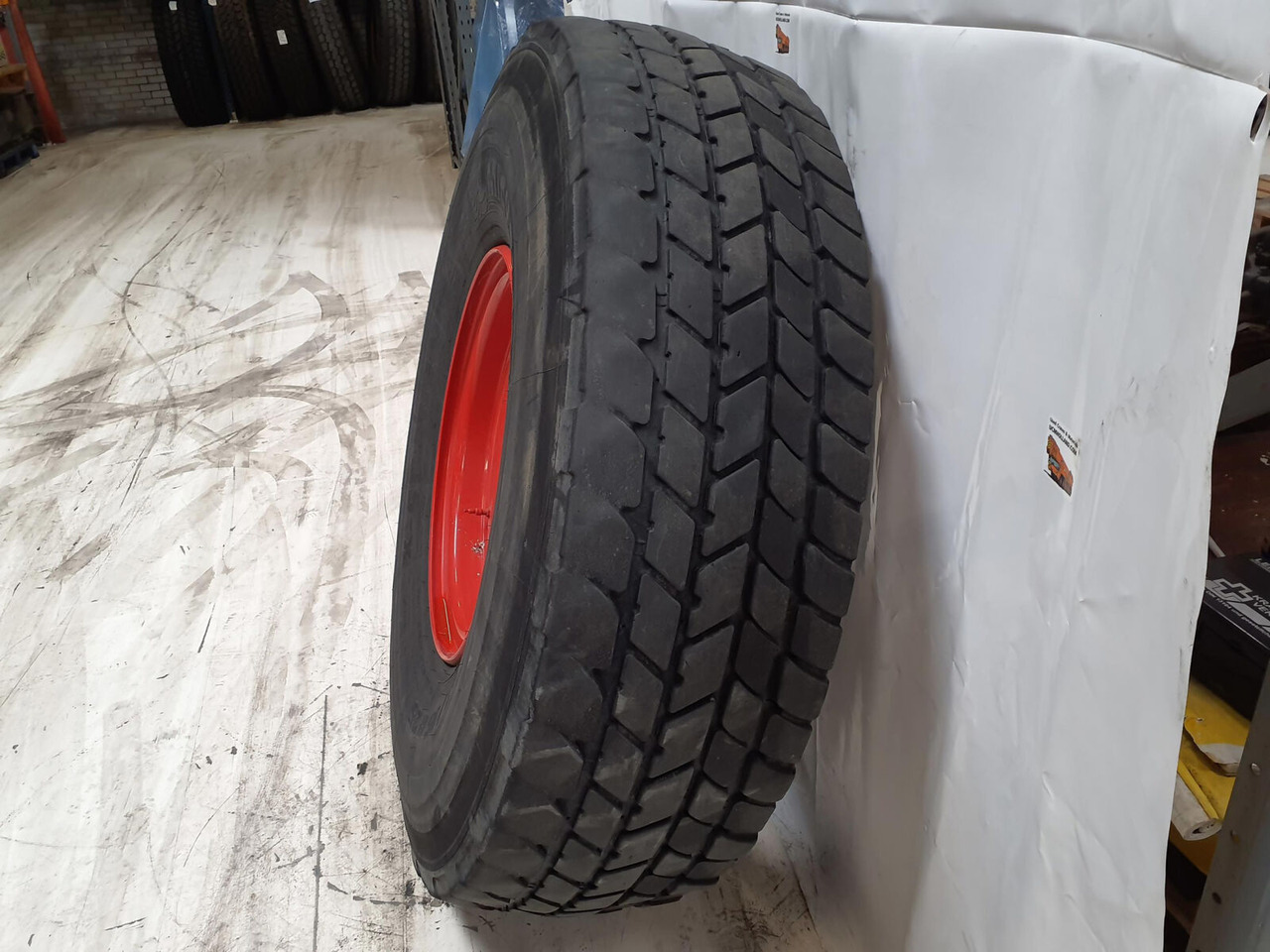 Michelin Wheel 445/95R25 10 12 1p - Колесо для Кранов: фото 4 Michelin Wheel 445/95R25 10 12 1p - Колесо для Кранов: фото 4