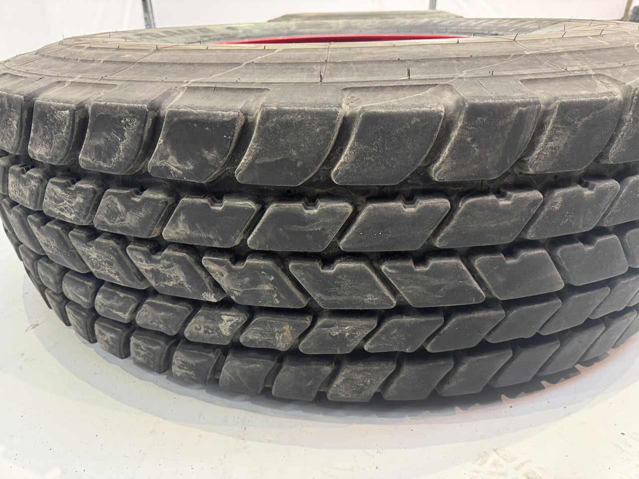 Michelin Wheel 445/95R25 10 12 1p - Колесо для Кранов: фото 3 Michelin Wheel 445/95R25 10 12 1p - Колесо для Кранов: фото 3